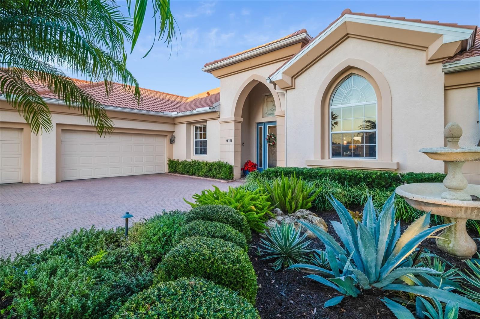 WATERLEFE GOLF & RIVER CLUB - Residential