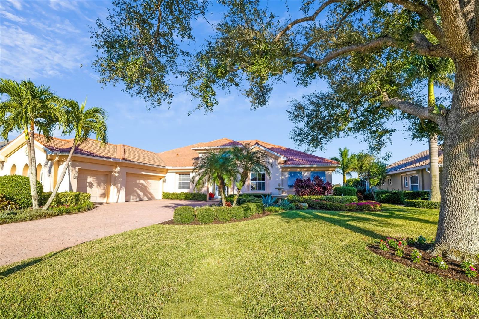 WATERLEFE GOLF & RIVER CLUB - Residential