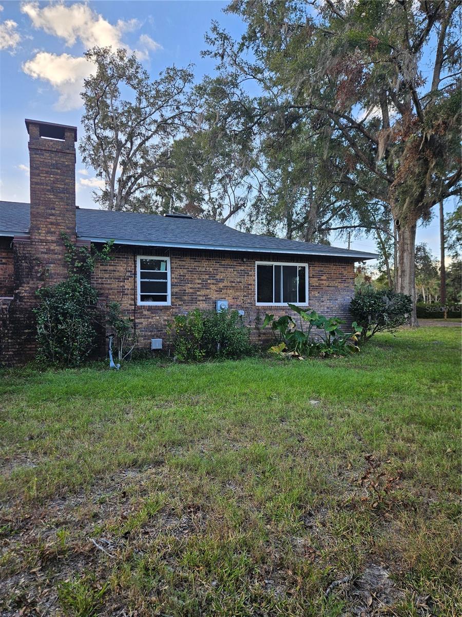 G M WHETSTONE ESTATE ADD TO H S - Residential