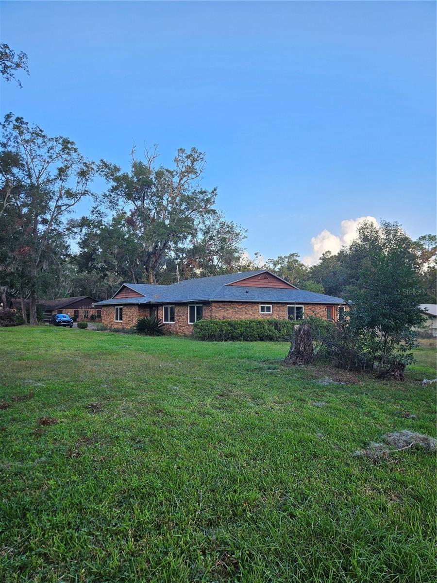 G M WHETSTONE ESTATE ADD TO H S - Residential