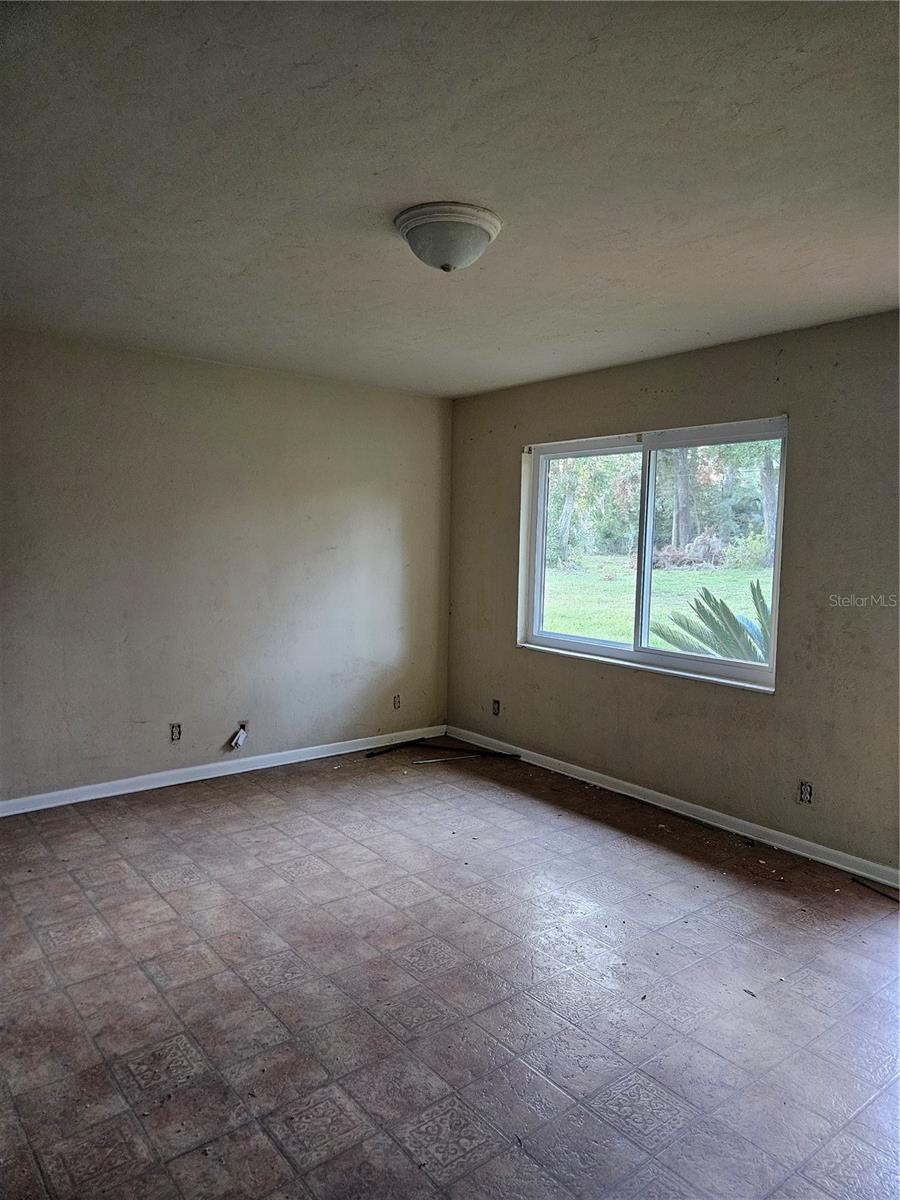 G M WHETSTONE ESTATE ADD TO H S - Residential