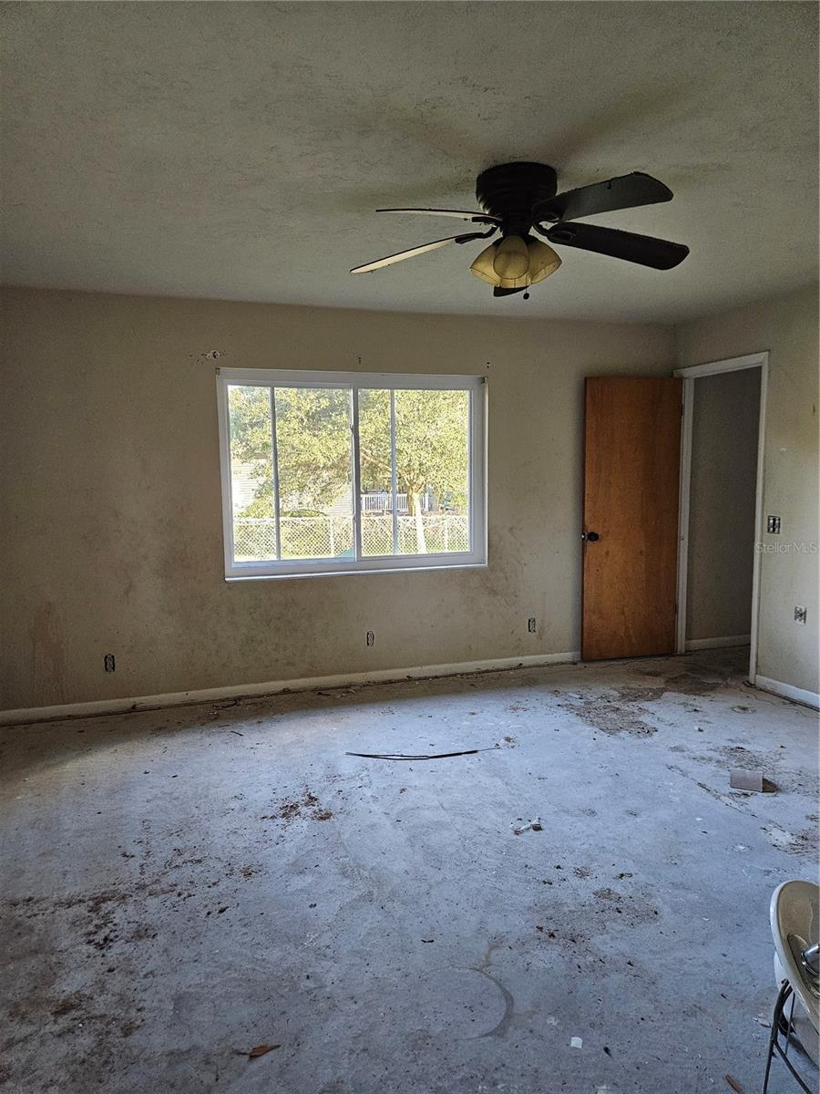 G M WHETSTONE ESTATE ADD TO H S - Residential