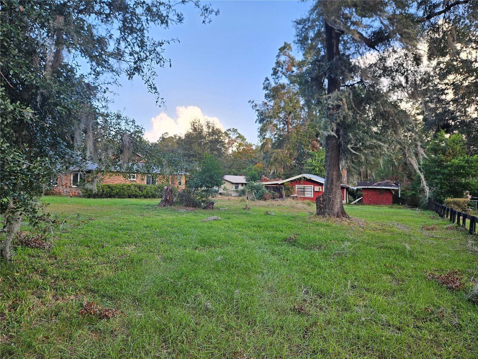 G M WHETSTONE ESTATE ADD TO H S - Residential