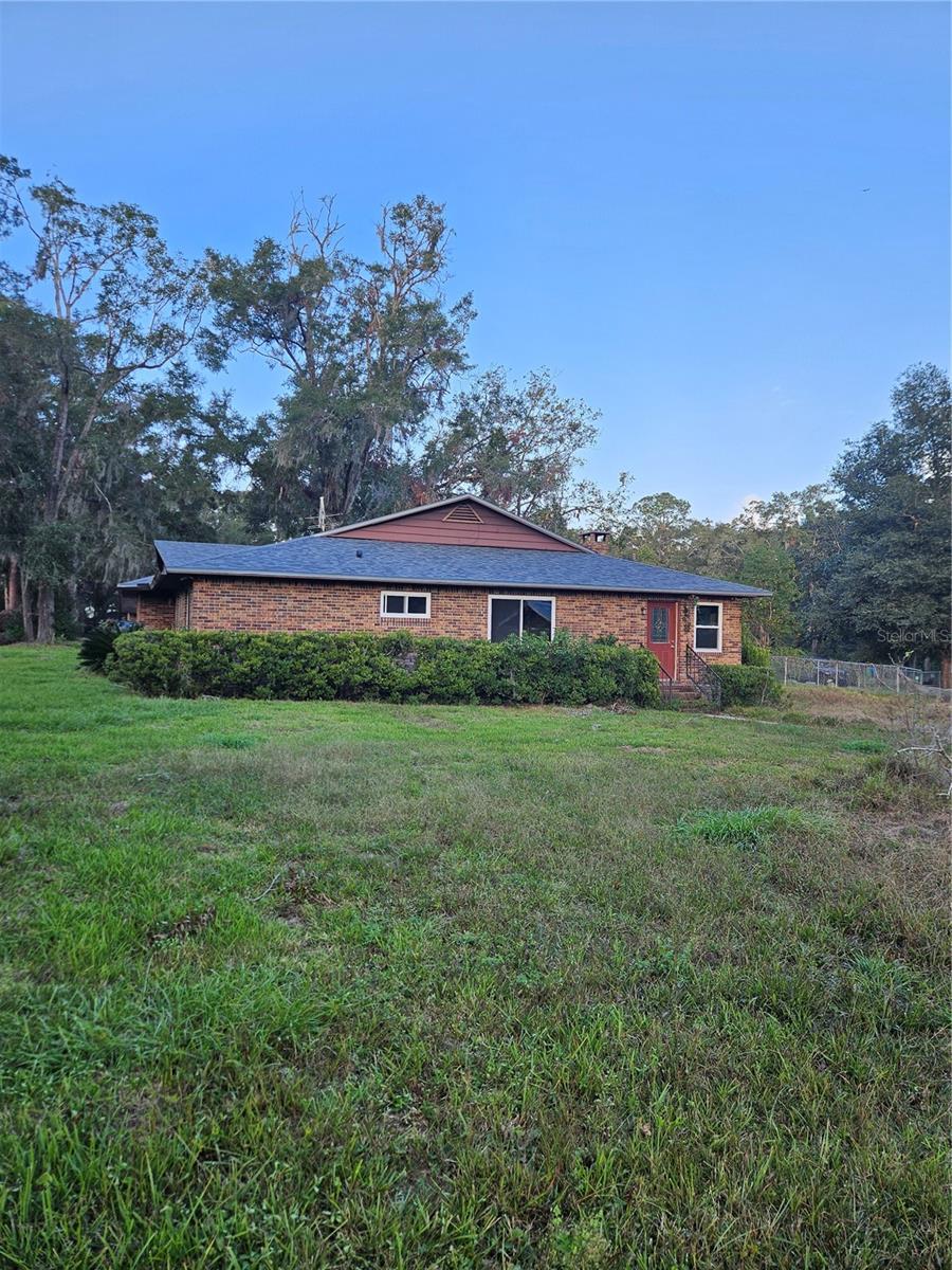 G M WHETSTONE ESTATE ADD TO H S - Residential