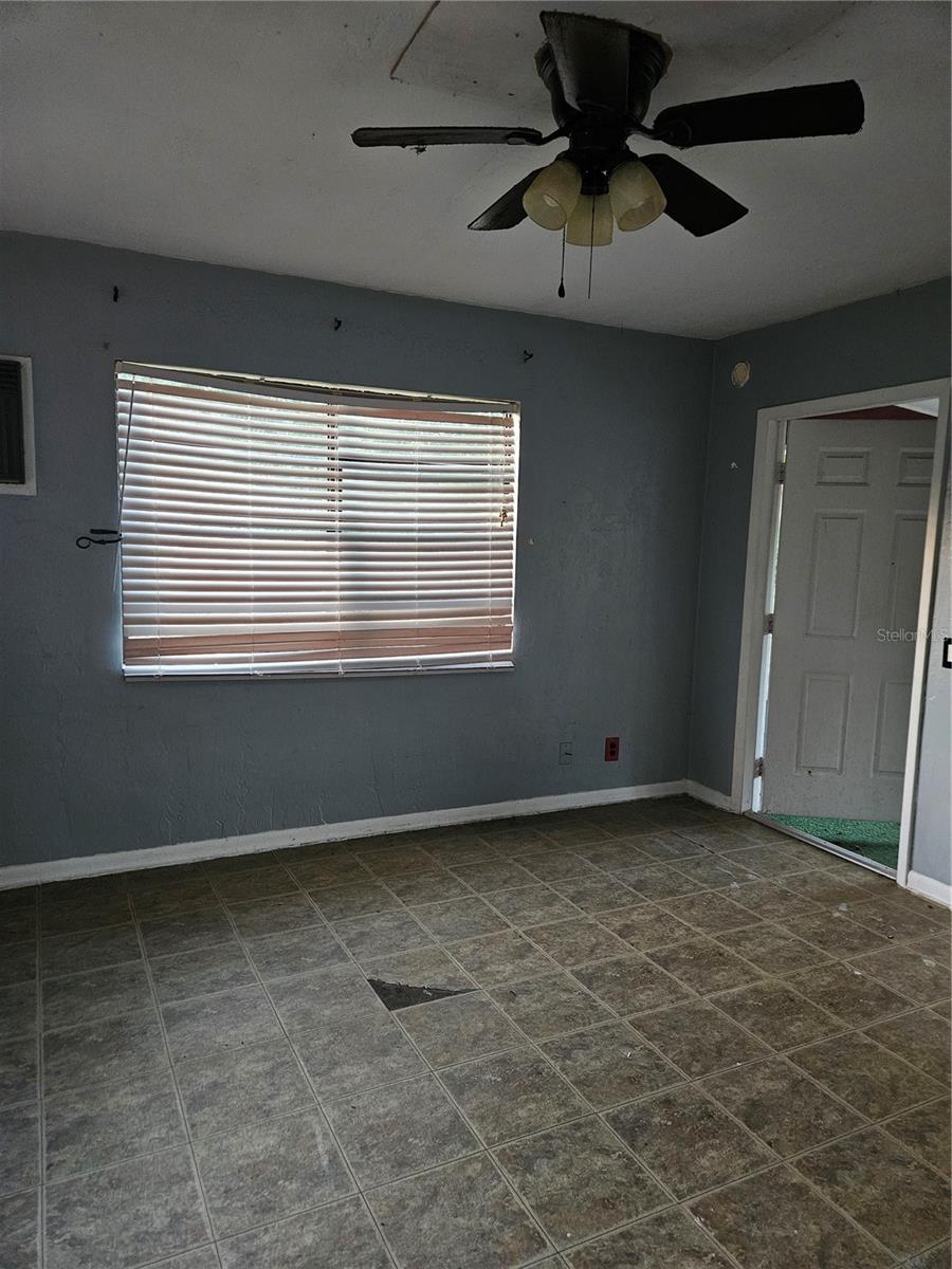 G M WHETSTONE ESTATE ADD TO H S - Residential