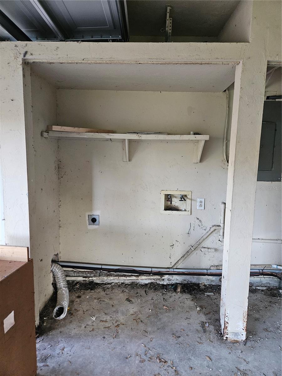 G M WHETSTONE ESTATE ADD TO H S - Residential