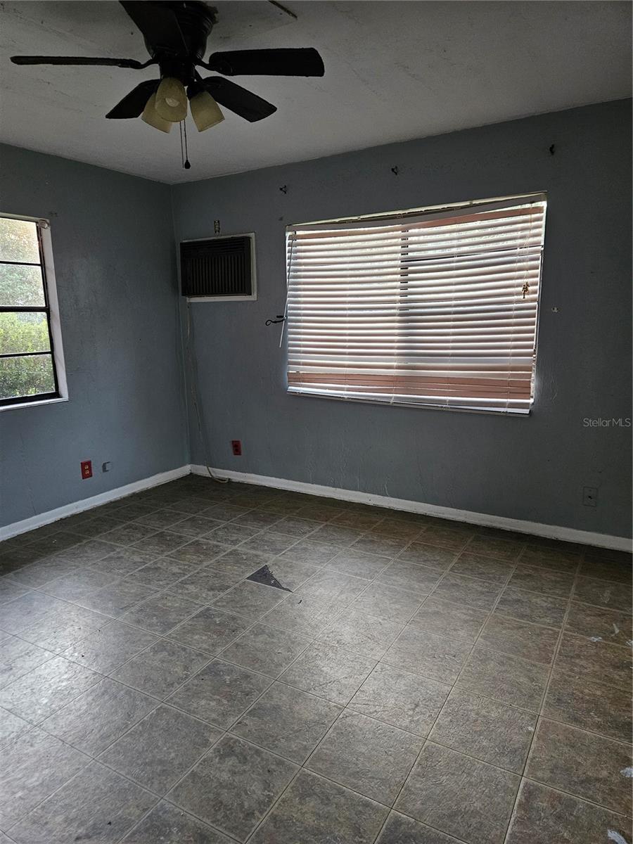 G M WHETSTONE ESTATE ADD TO H S - Residential