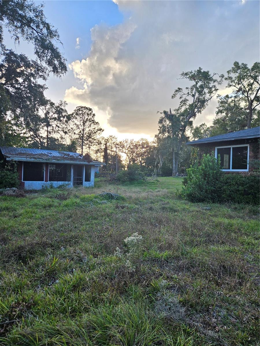 G M WHETSTONE ESTATE ADD TO H S - Residential