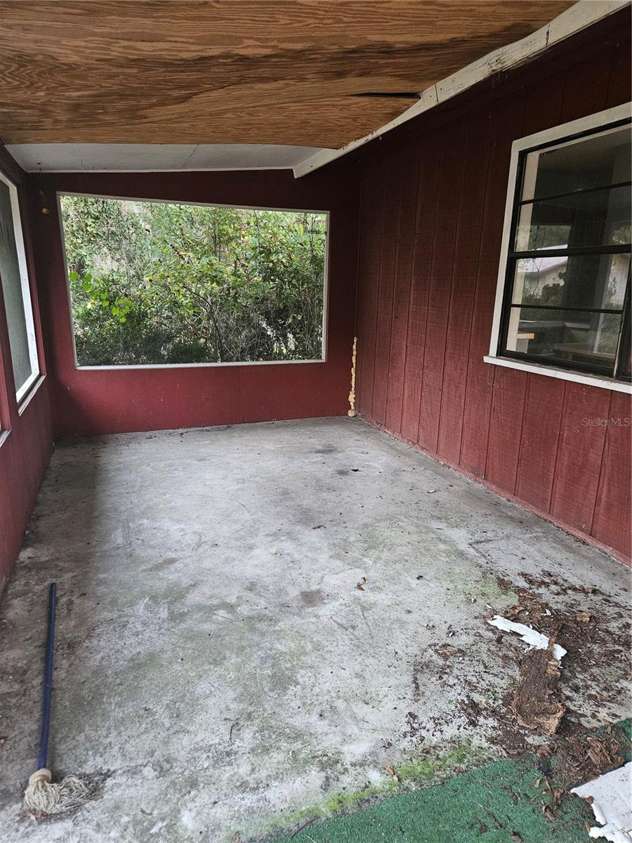 G M WHETSTONE ESTATE ADD TO H S - Residential