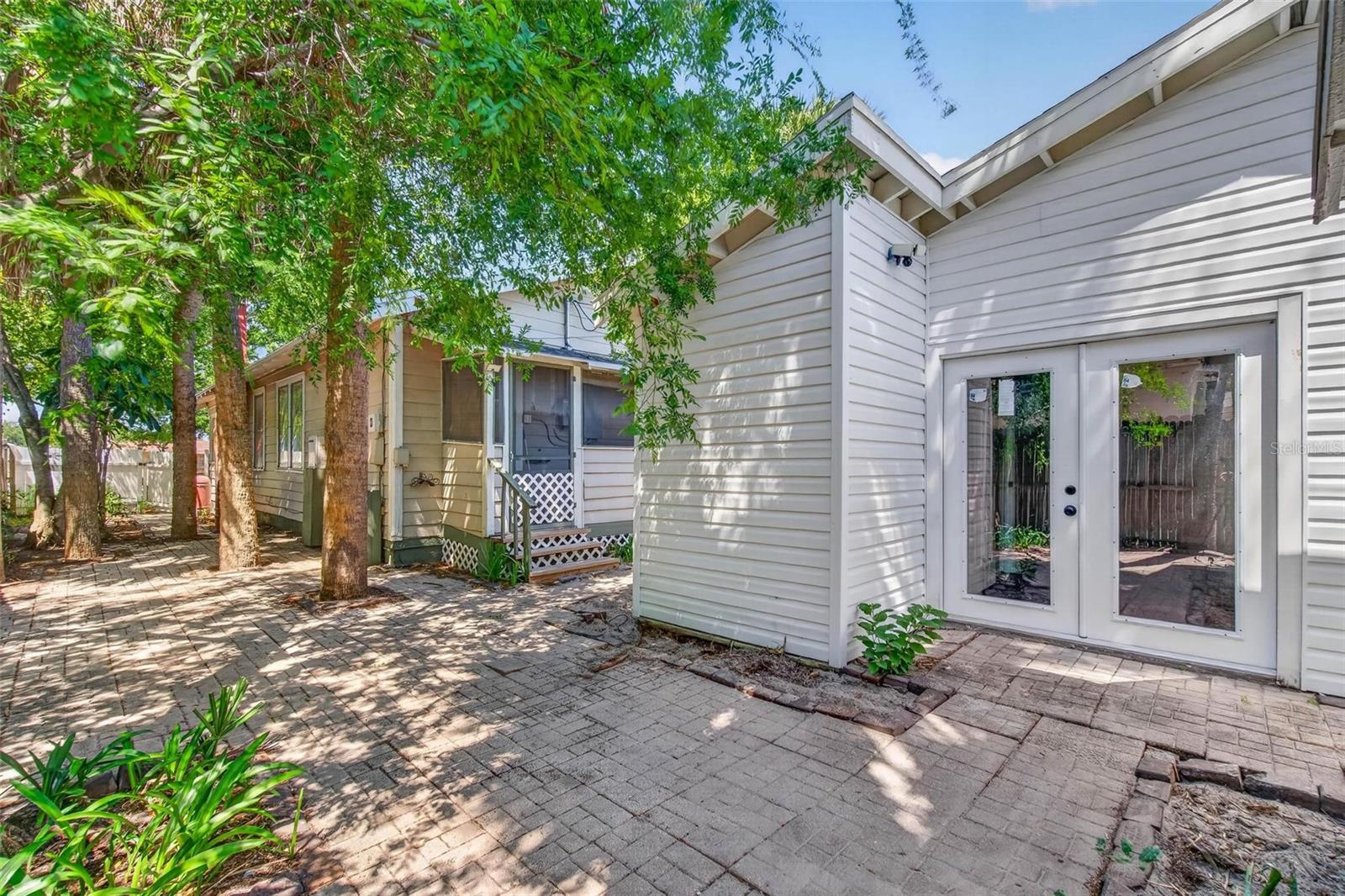 WESTMINSTER PLACE - Residential