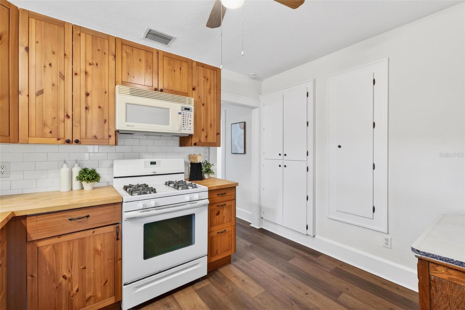 WESTMINSTER PLACE - Residential