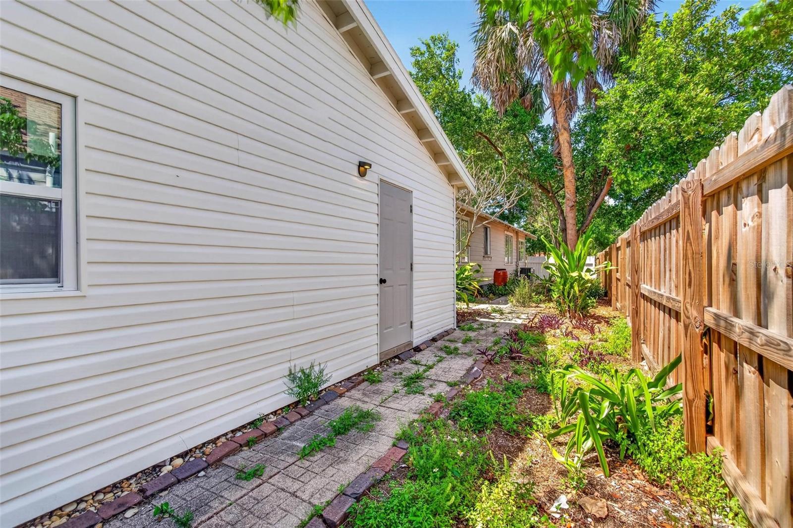 WESTMINSTER PLACE - Residential