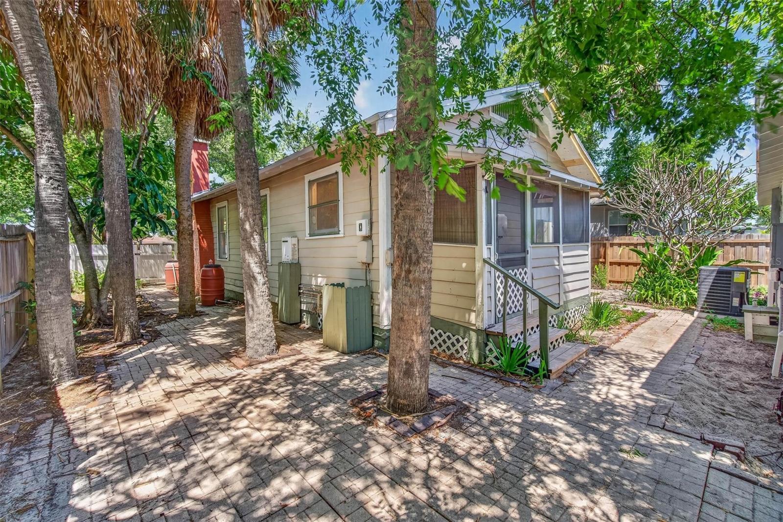 WESTMINSTER PLACE - Residential