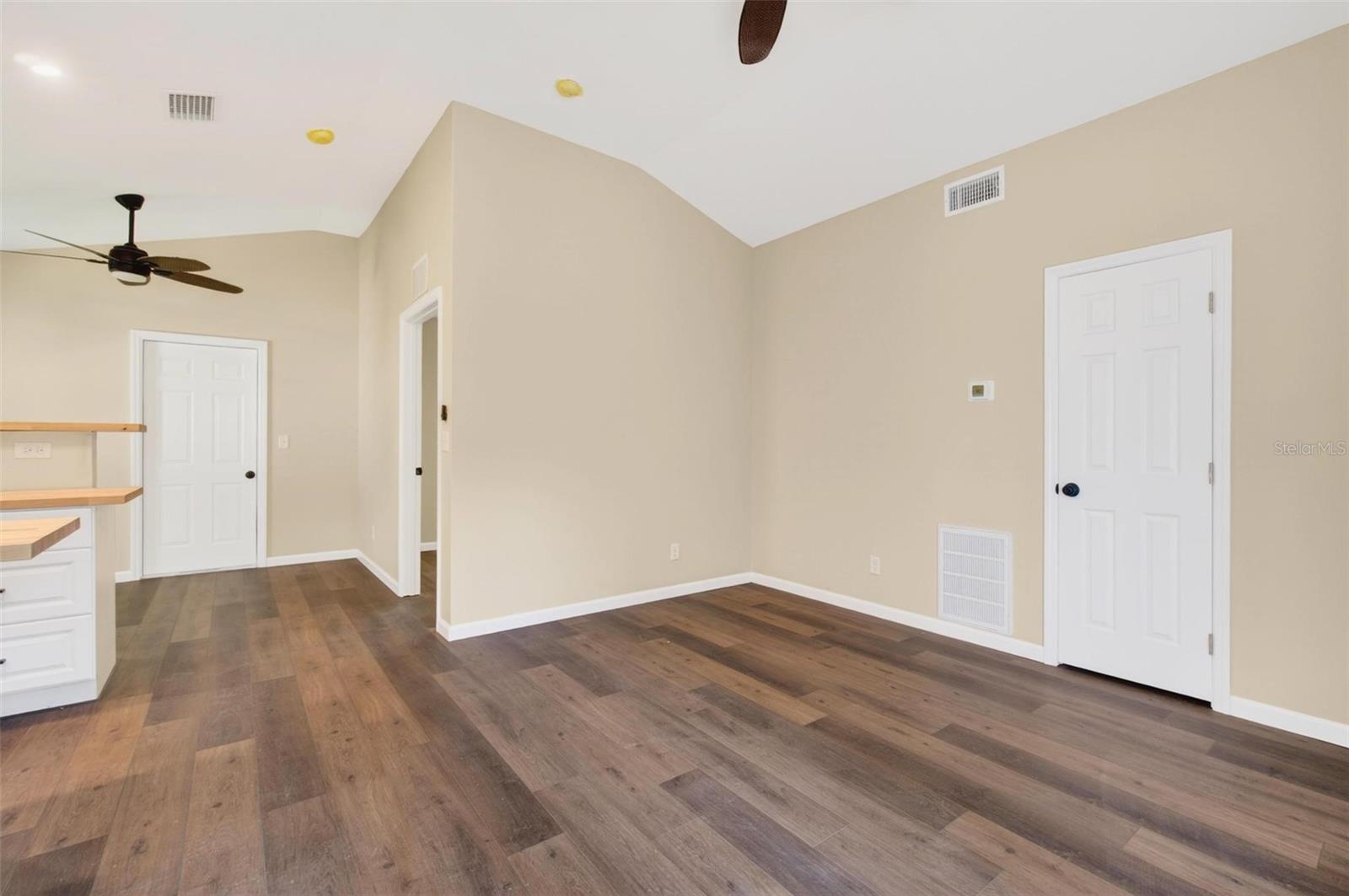 WESTMINSTER PLACE - Residential