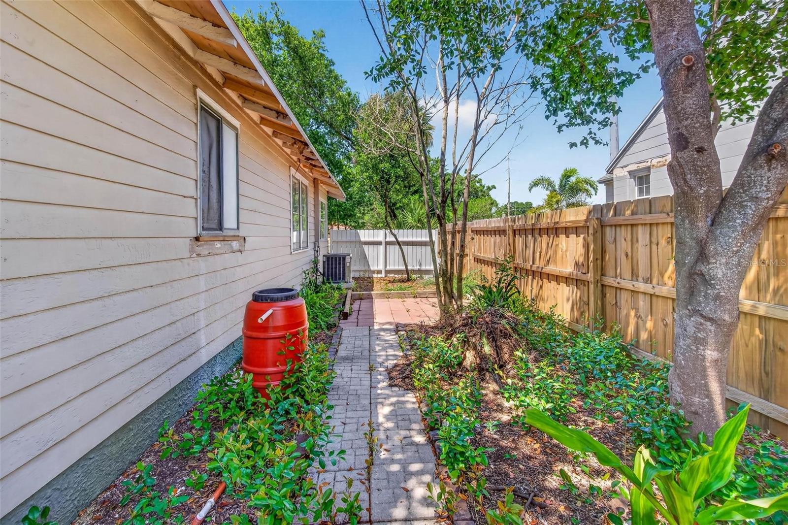 WESTMINSTER PLACE - Residential