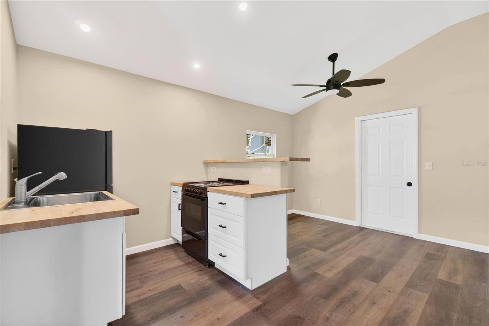 WESTMINSTER PLACE - Residential