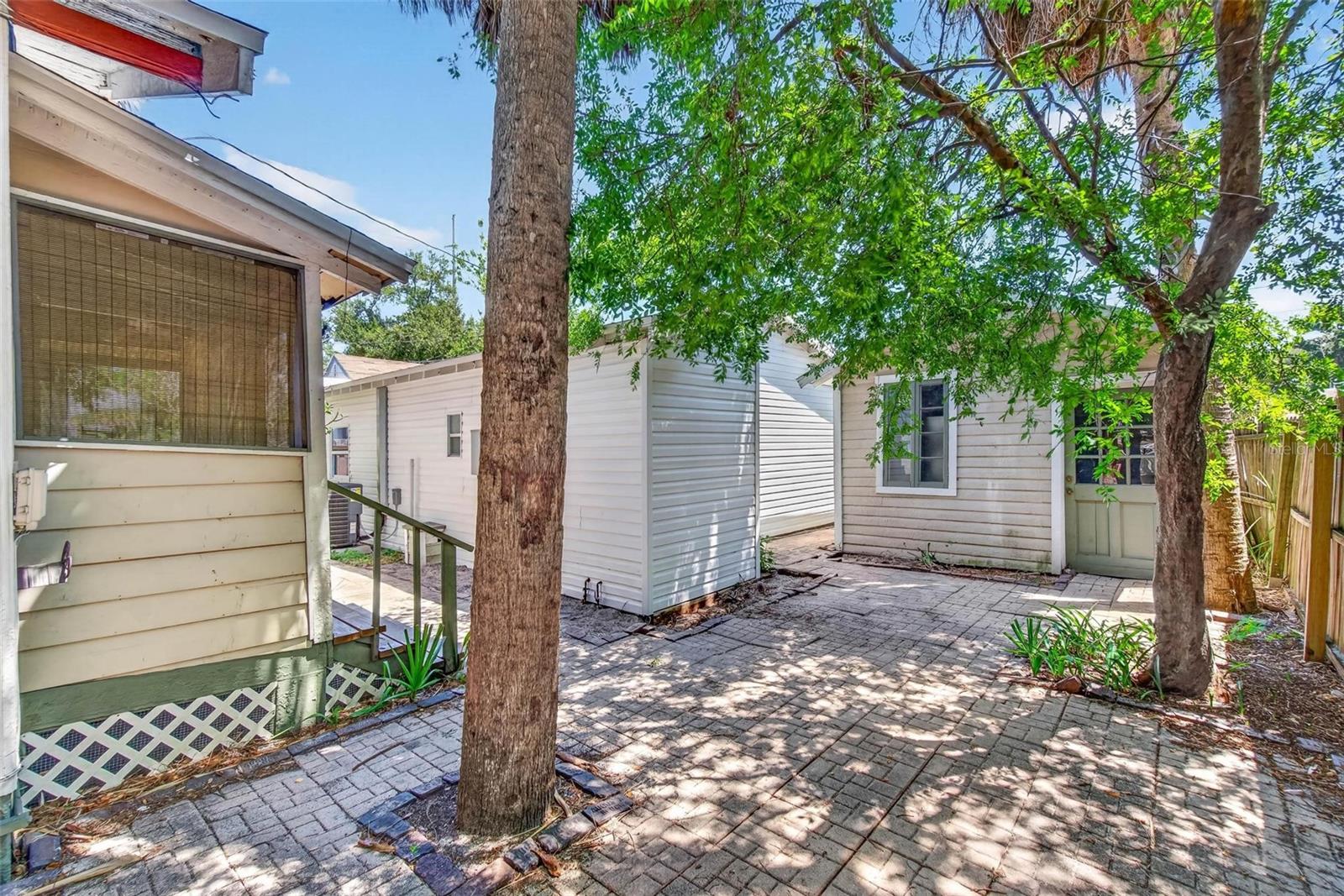 WESTMINSTER PLACE - Residential