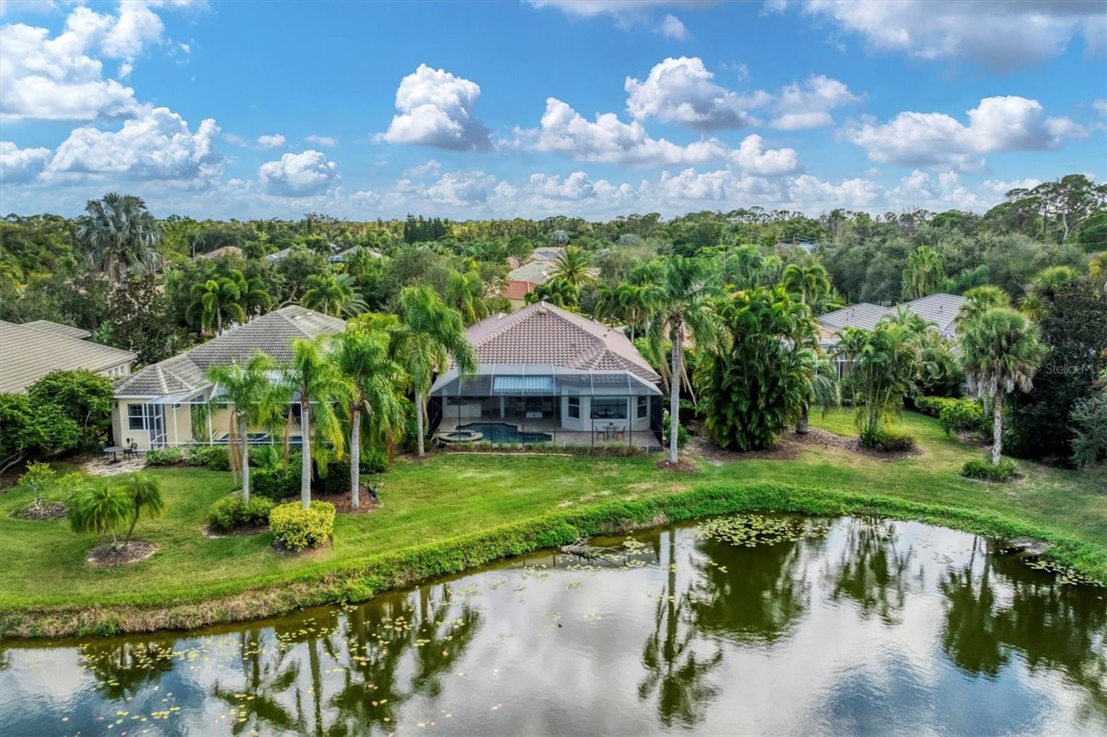 UNIVERSITY PARK COUNTRY CLUB - Residential