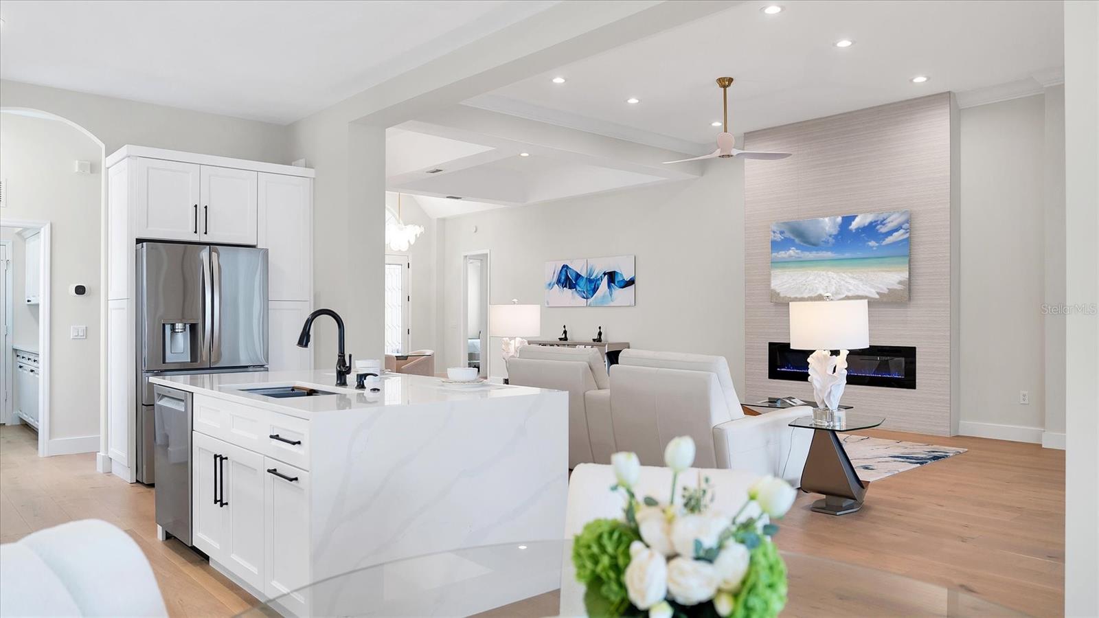 UNIVERSITY PARK COUNTRY CLUB - Residential