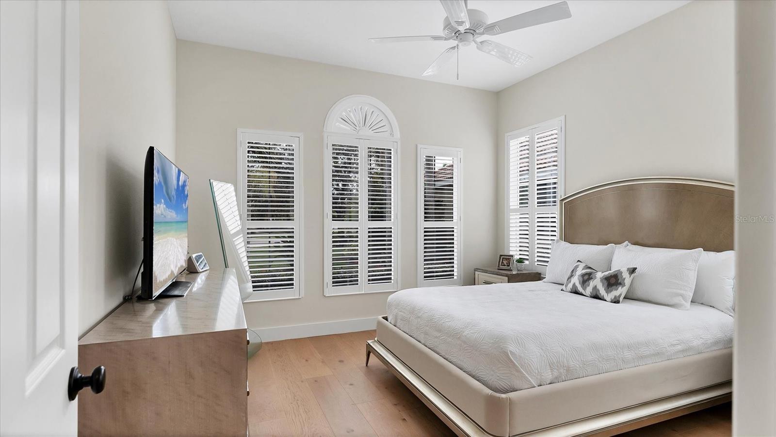 UNIVERSITY PARK COUNTRY CLUB - Residential