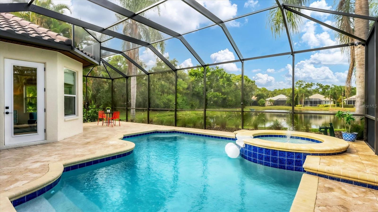 UNIVERSITY PARK COUNTRY CLUB - Residential