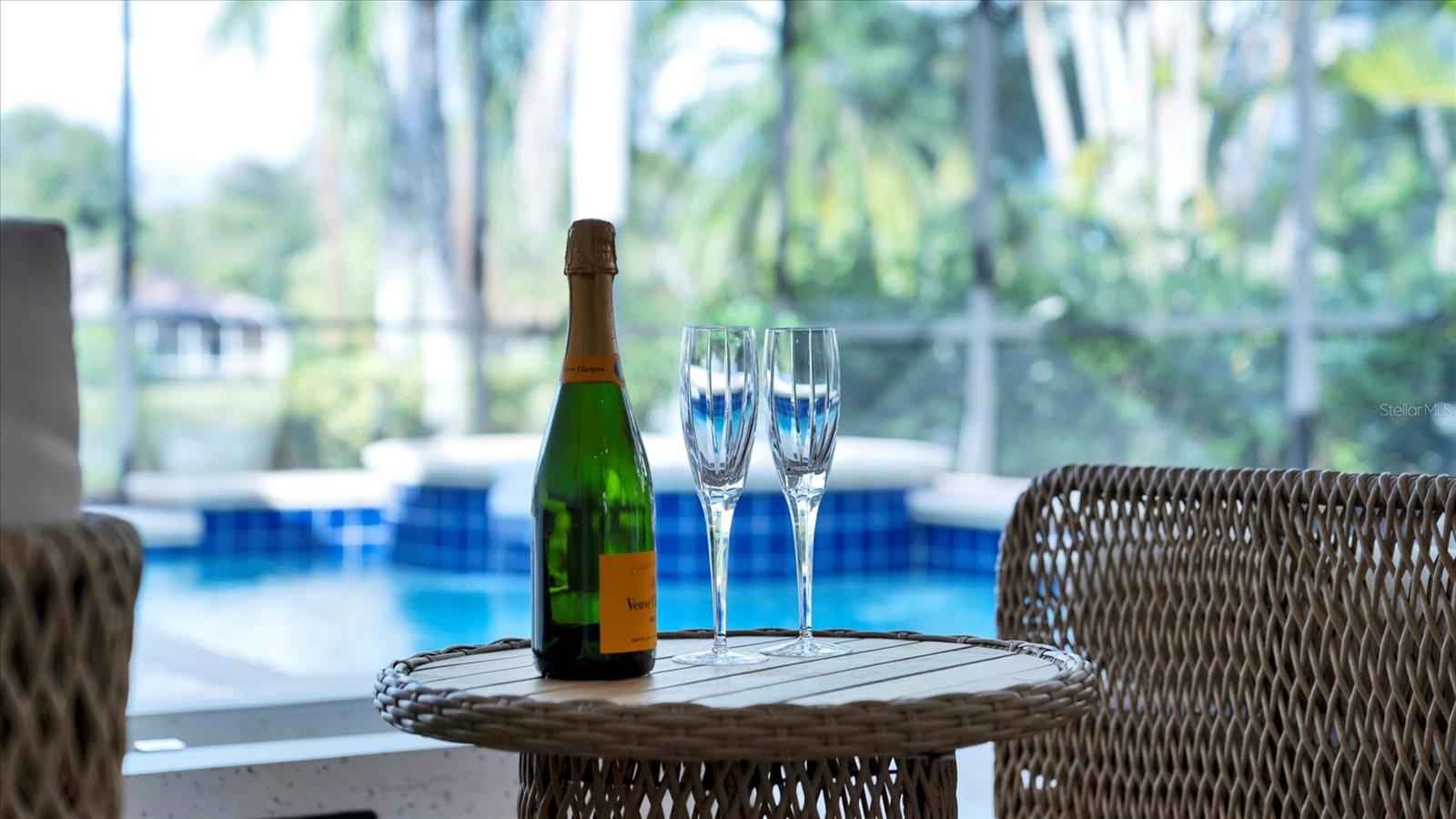 UNIVERSITY PARK COUNTRY CLUB - Residential