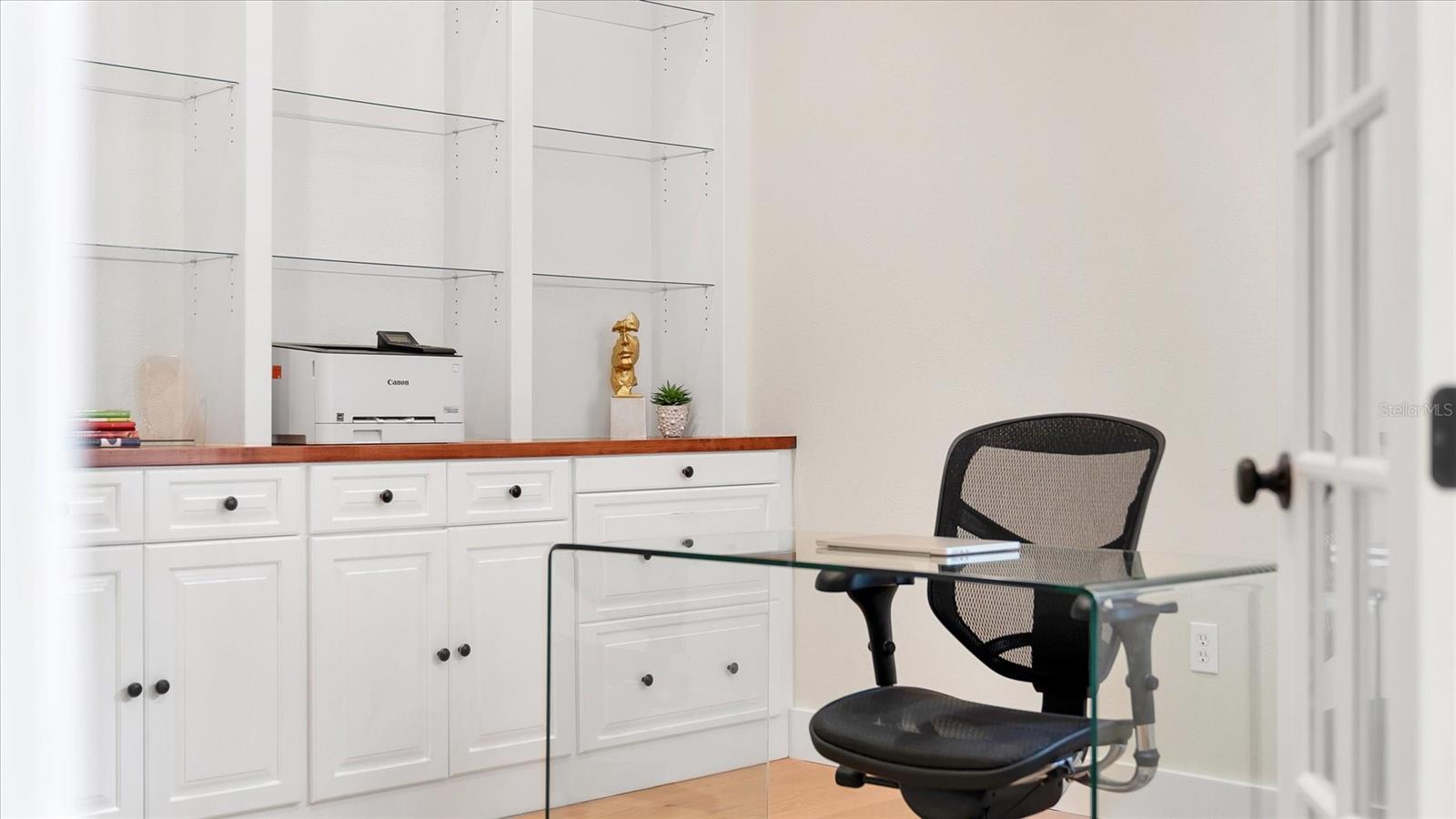 UNIVERSITY PARK COUNTRY CLUB - Residential