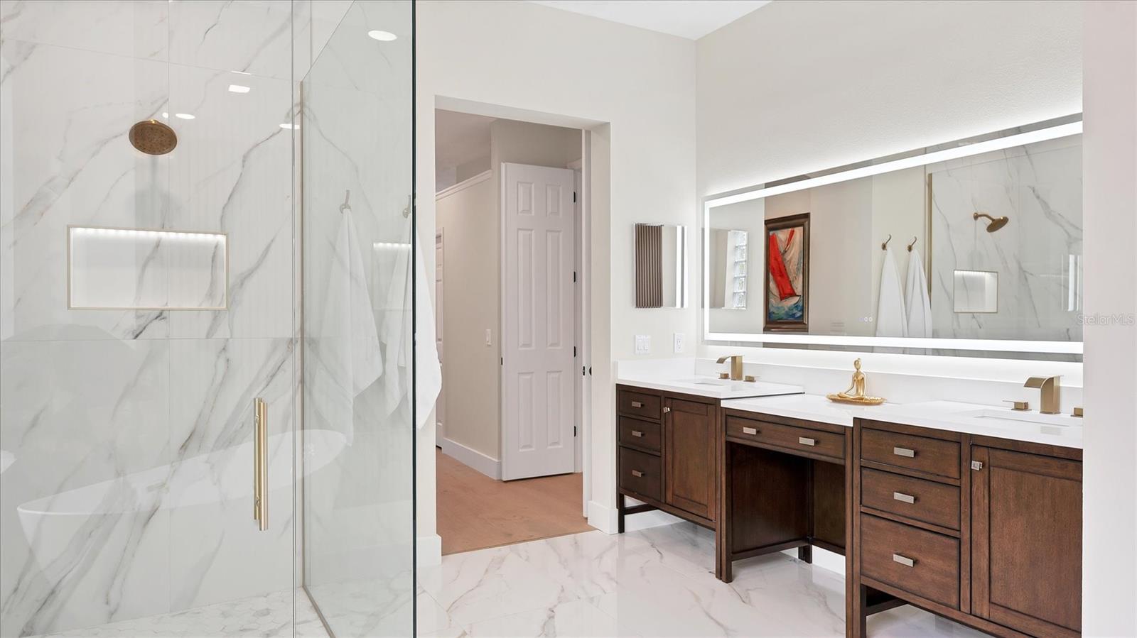 UNIVERSITY PARK COUNTRY CLUB - Residential