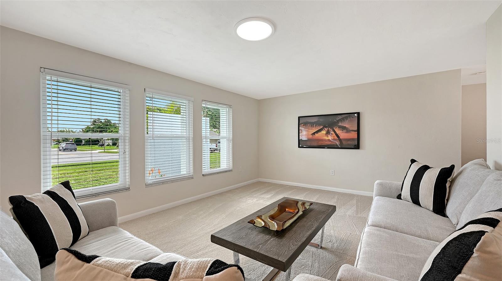 2852 CAPTIVA DRIVE