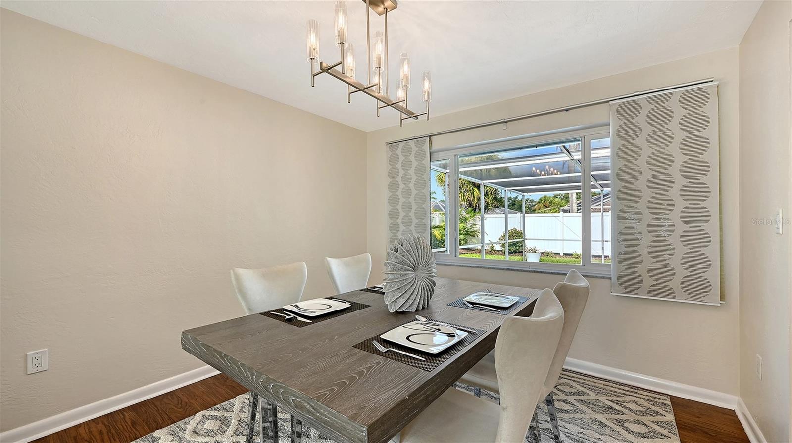 GULF GATE WOODS - Residential