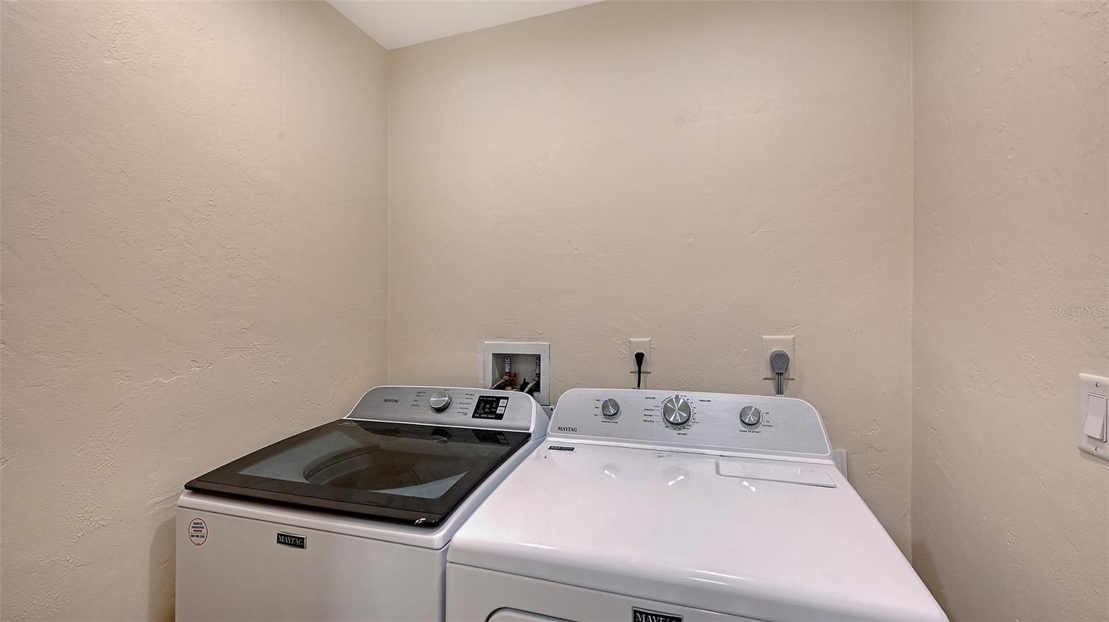 GULF GATE WOODS - Residential