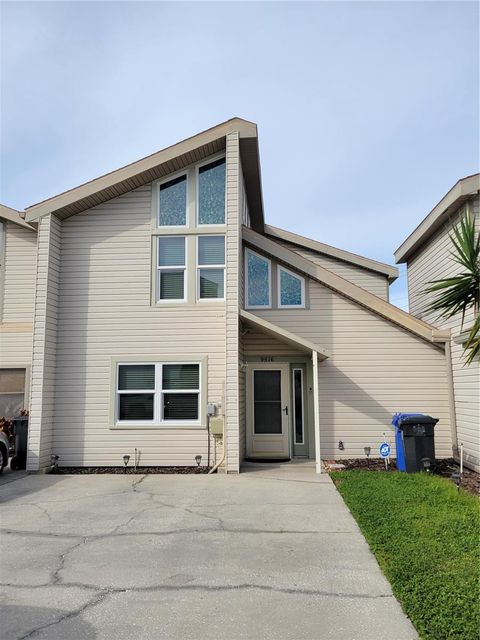 Photo of 9516 Citrus Glen Place #43, Tampa, FL 33618 (MLS # TB8431048)
