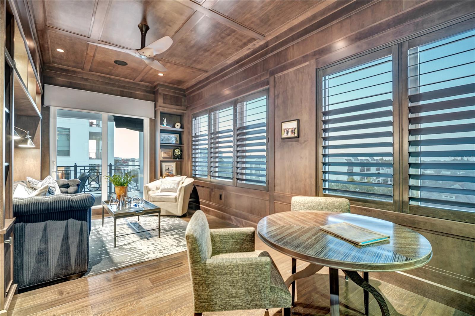 146 4TH AVENUE NE 600