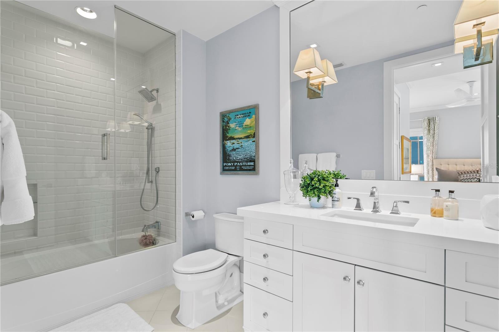 ROWLAND PLACE CONDO - Residential