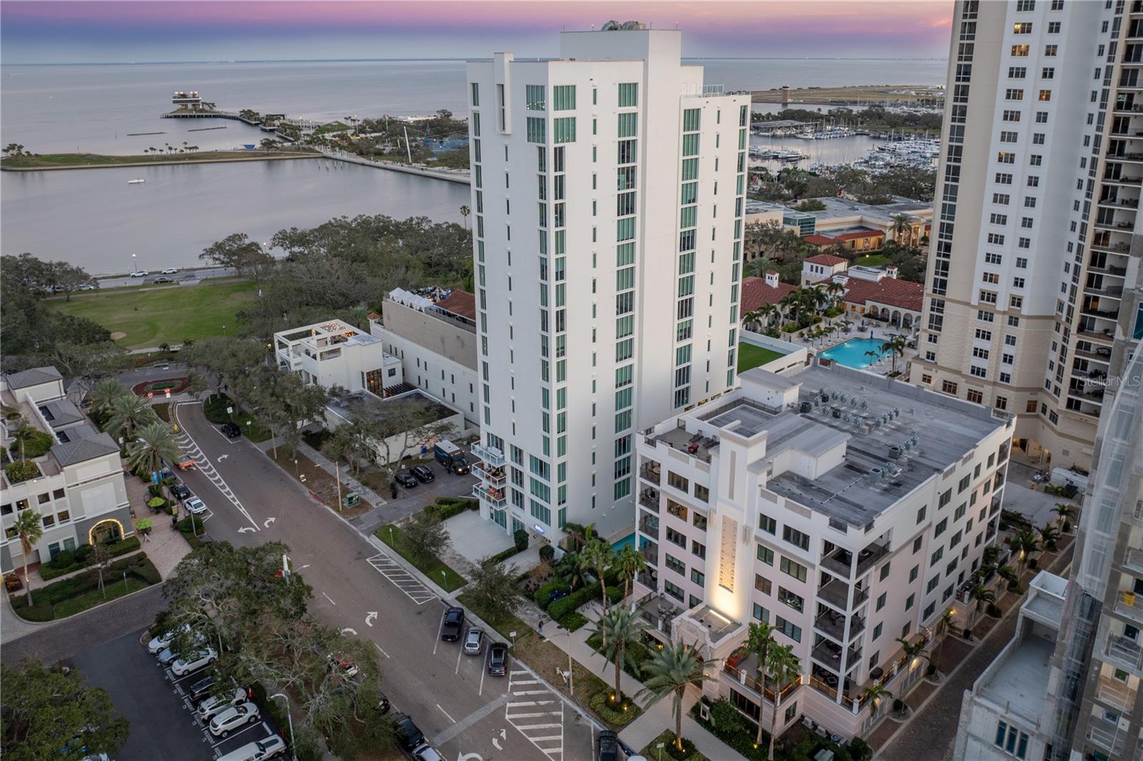 ROWLAND PLACE CONDO - Residential