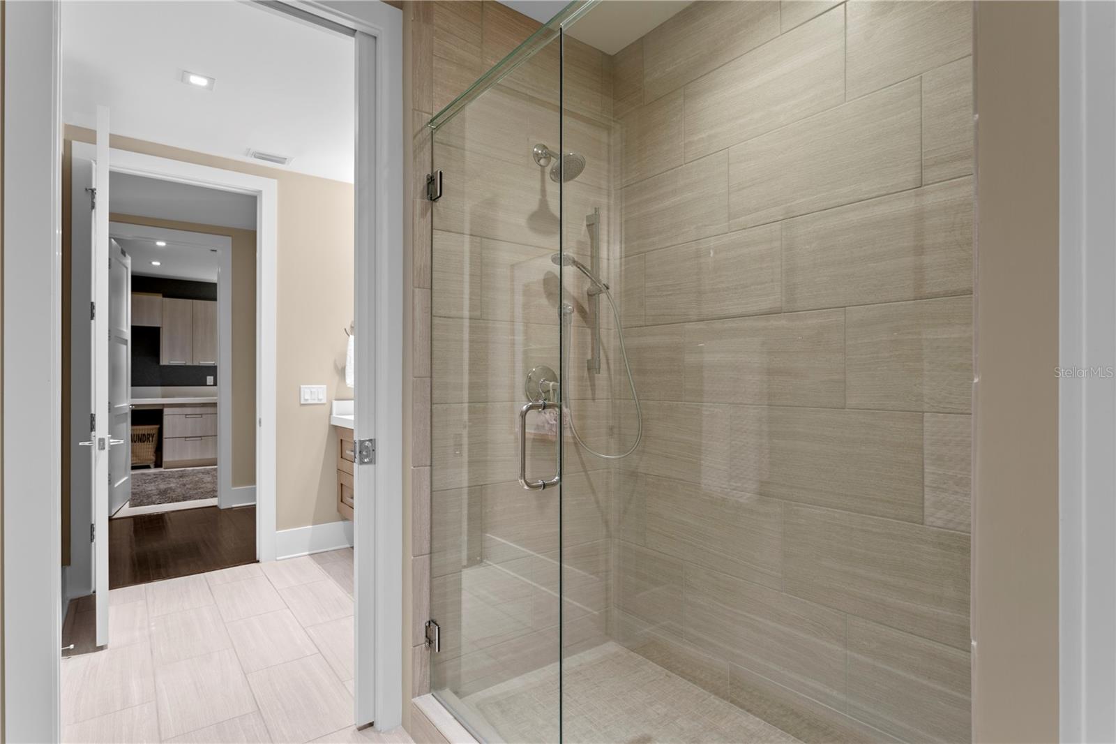 ROWLAND PLACE CONDO - Residential