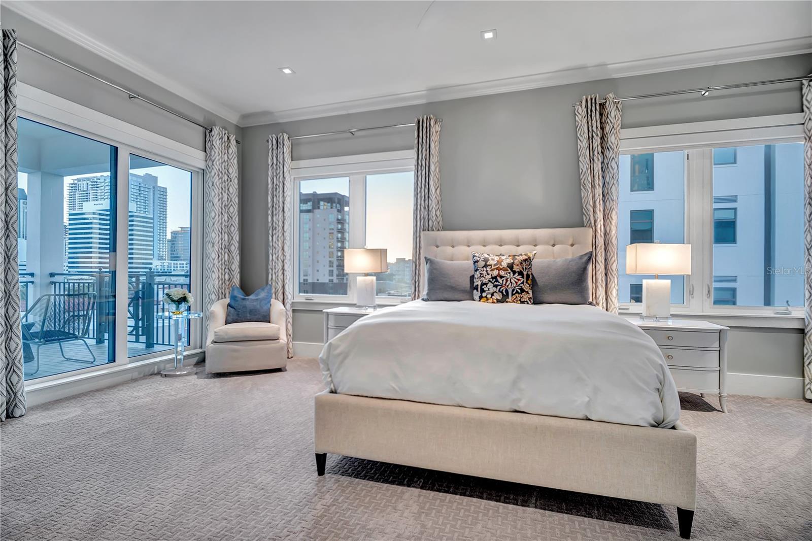 ROWLAND PLACE CONDO - Residential