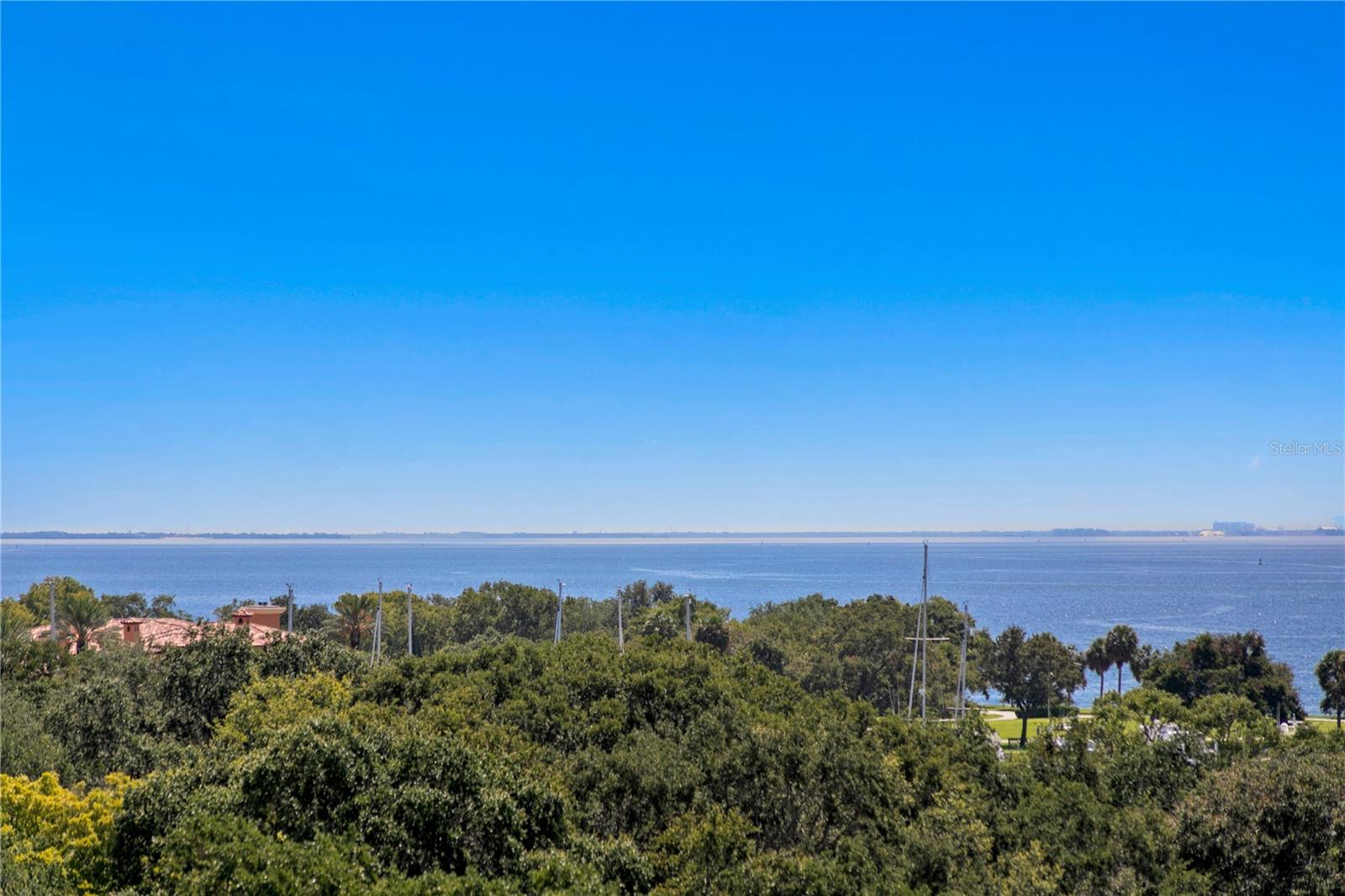 ROWLAND PLACE CONDO - Residential