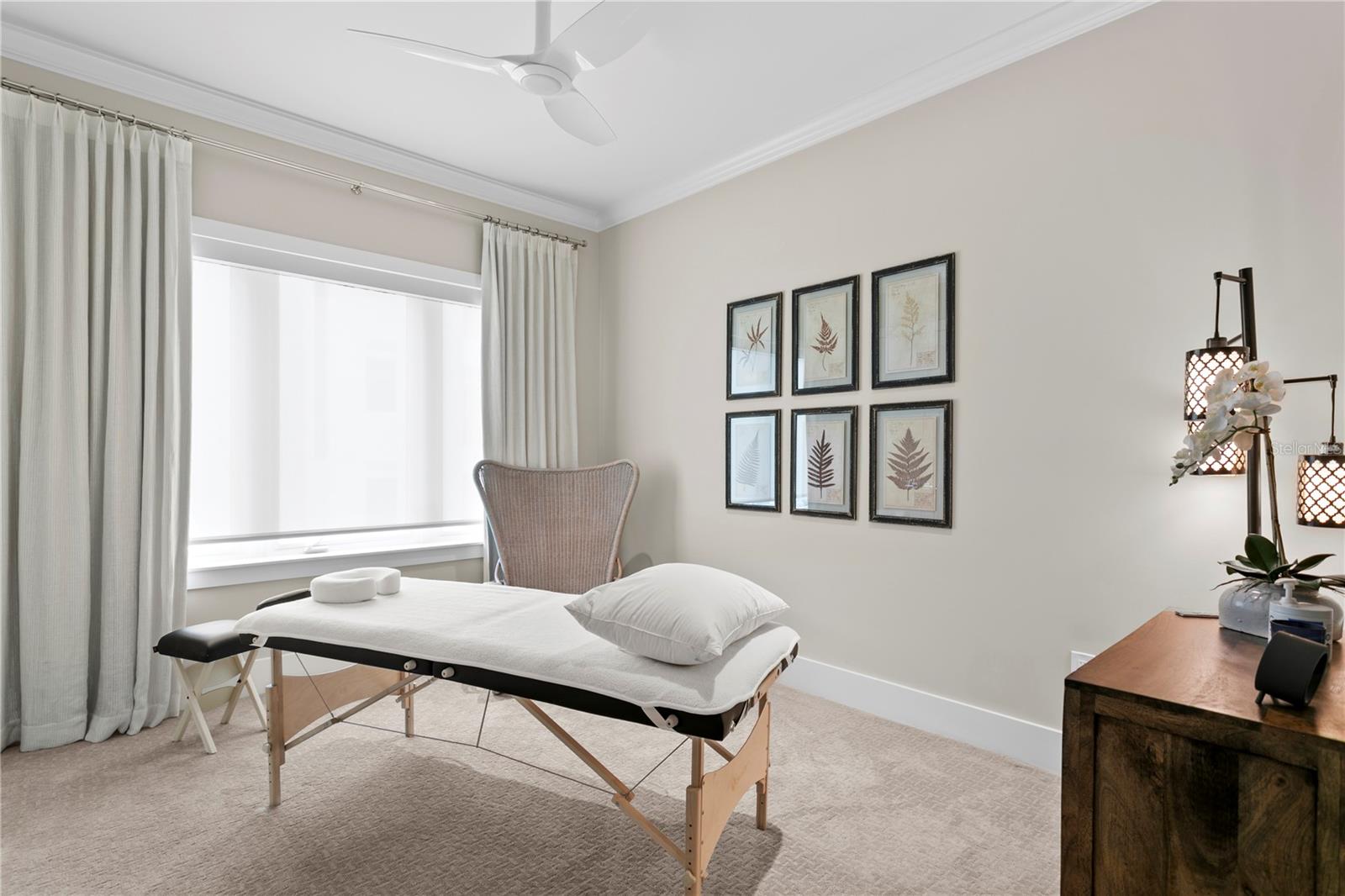 ROWLAND PLACE CONDO - Residential