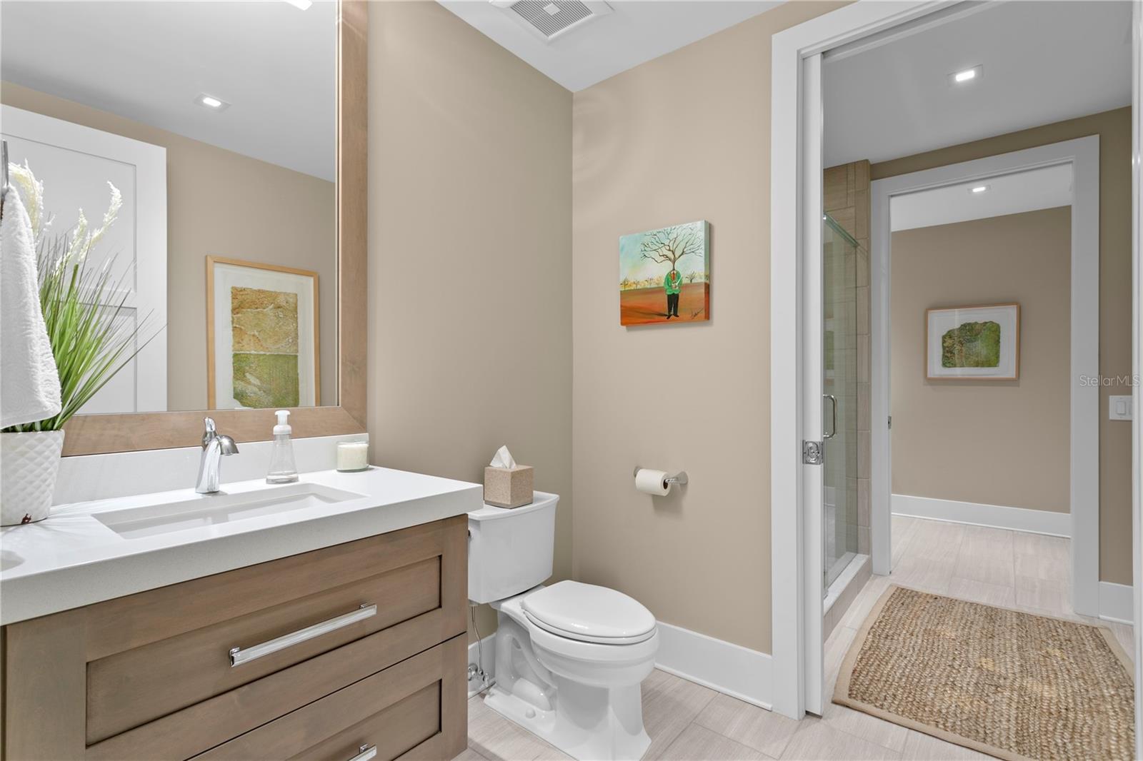 ROWLAND PLACE CONDO - Residential