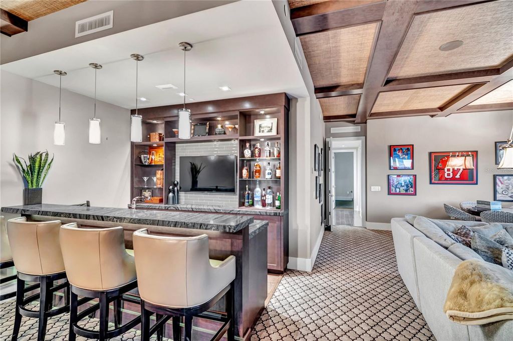 Photo of 146 4th Avenue NE #600, St Petersburg, FL 33701 (MLS # TB8362300)