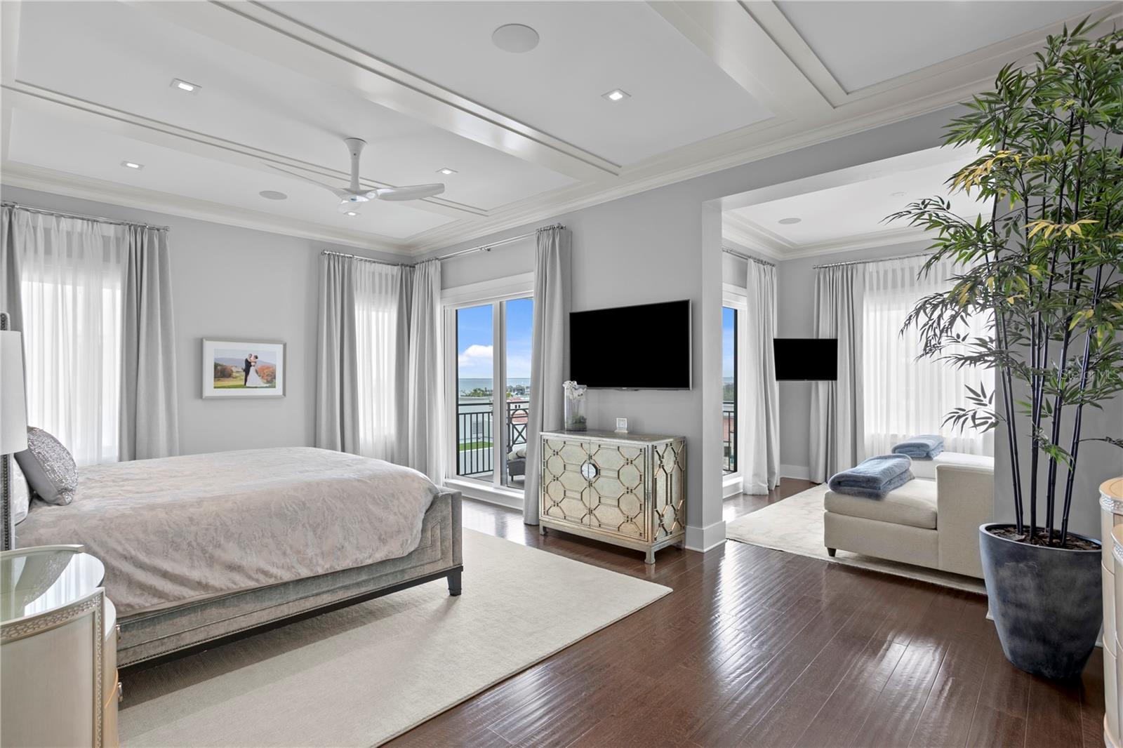 ROWLAND PLACE CONDO - Residential