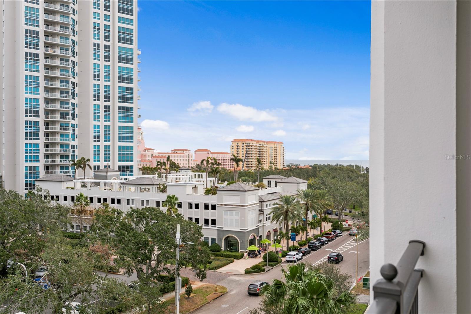ROWLAND PLACE CONDO - Residential