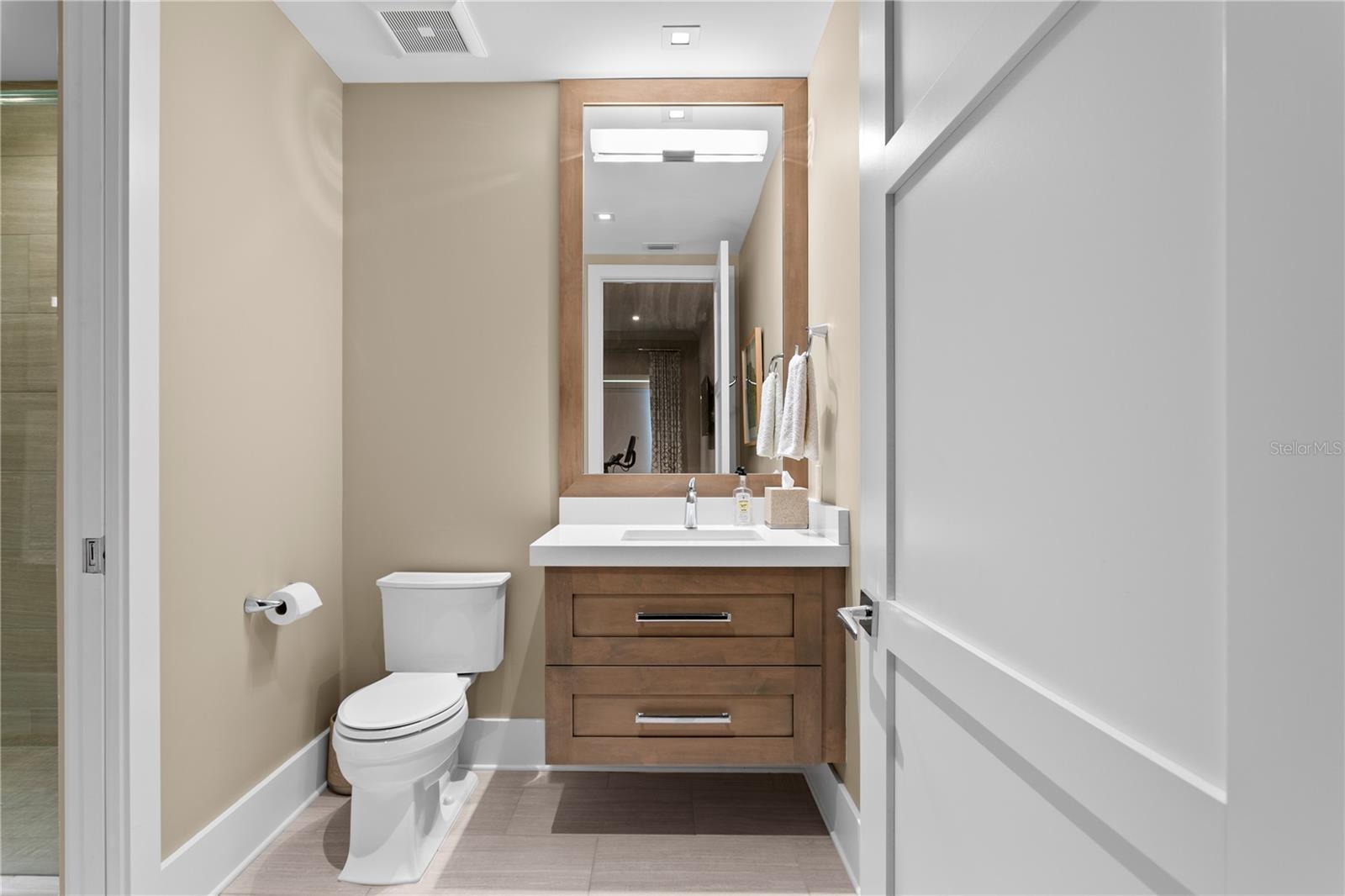 ROWLAND PLACE CONDO - Residential