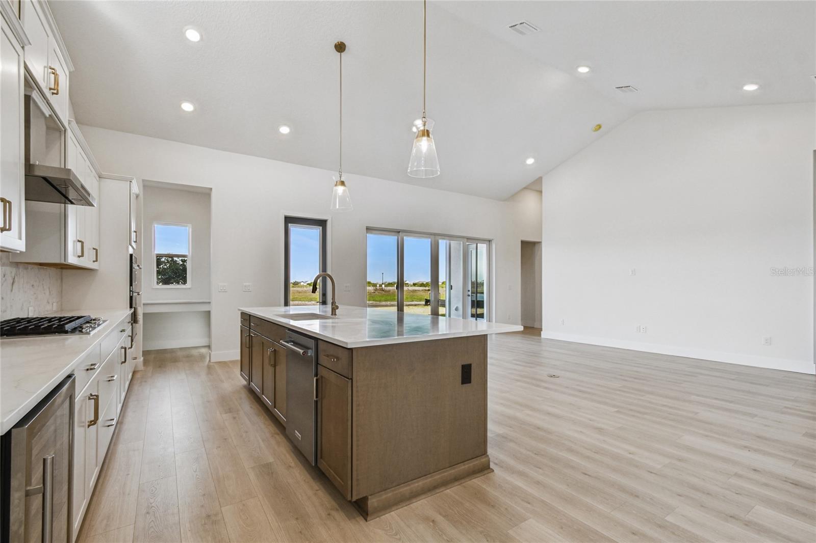 PALMERA AT WELLEN PARK - Residential