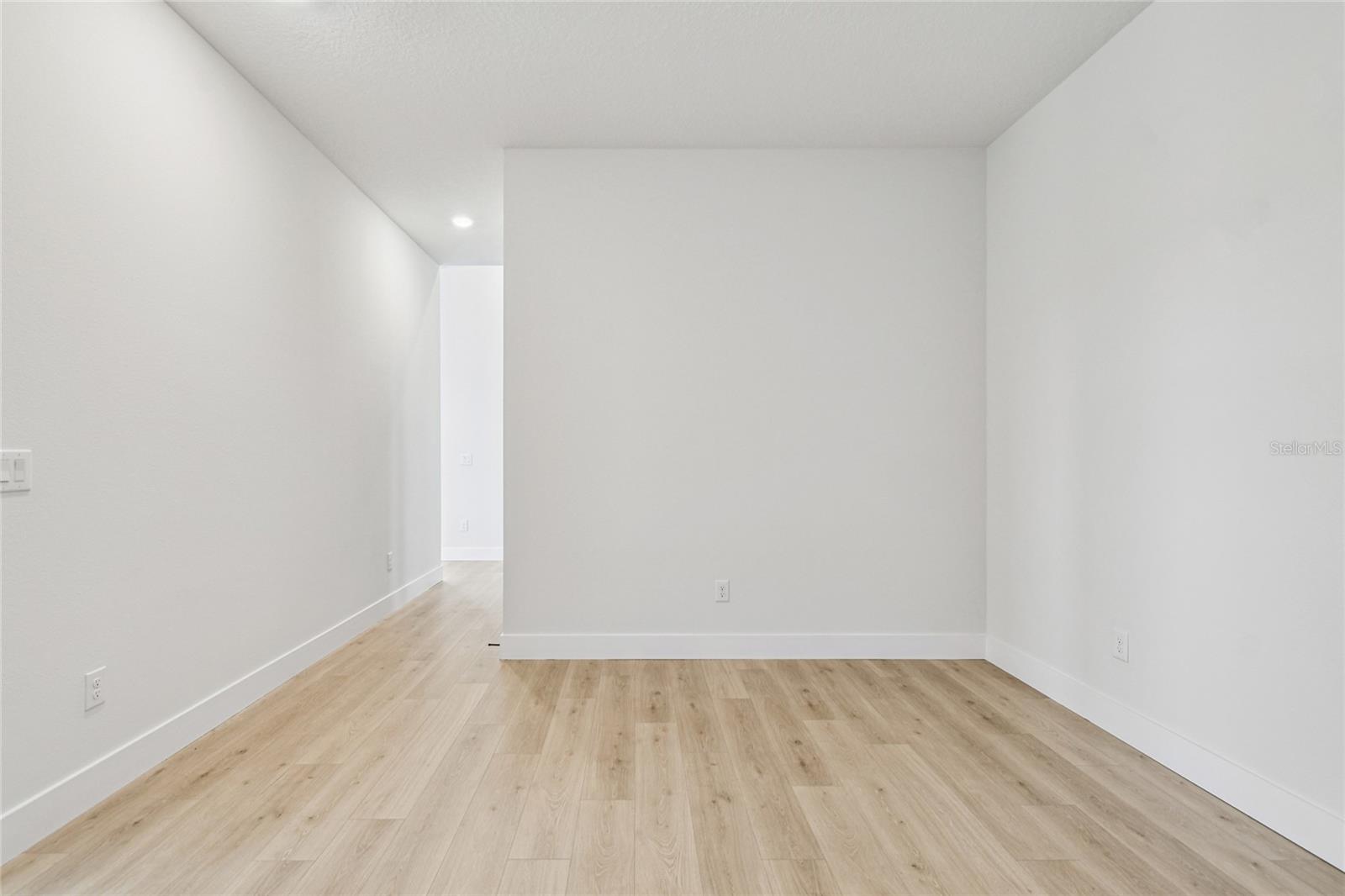 PALMERA AT WELLEN PARK - Residential