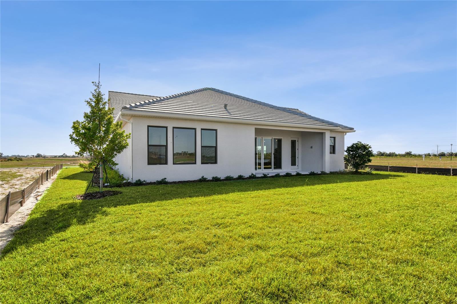 PALMERA AT WELLEN PARK - Residential