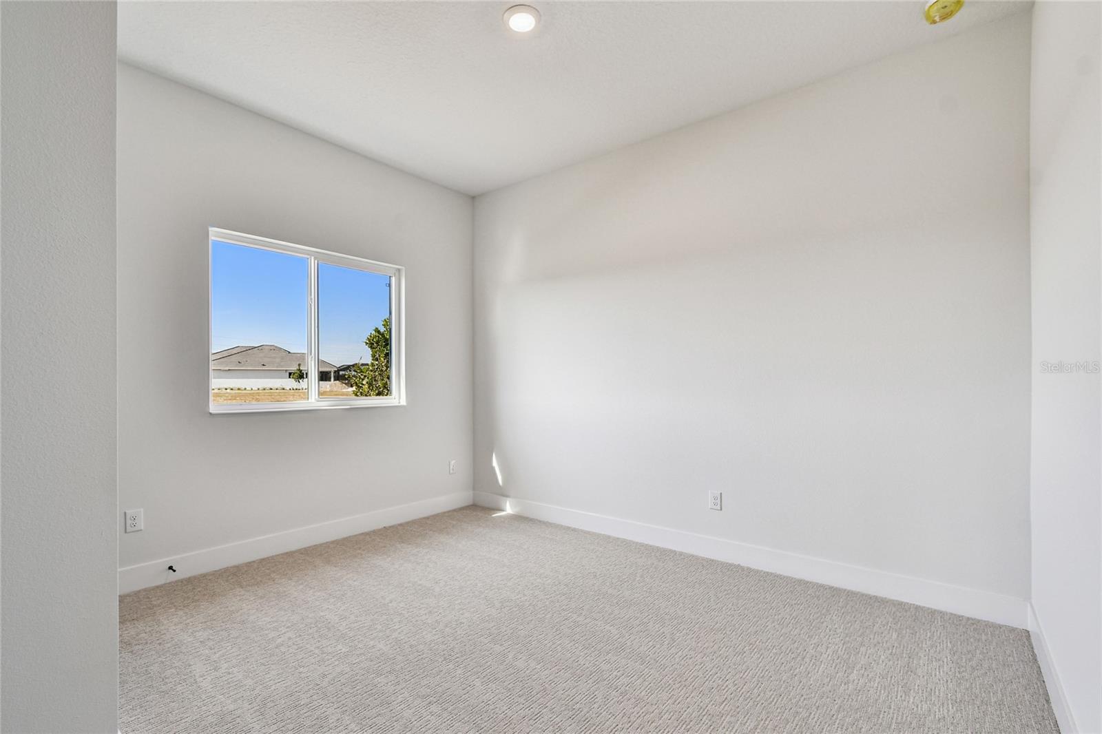 PALMERA AT WELLEN PARK - Residential