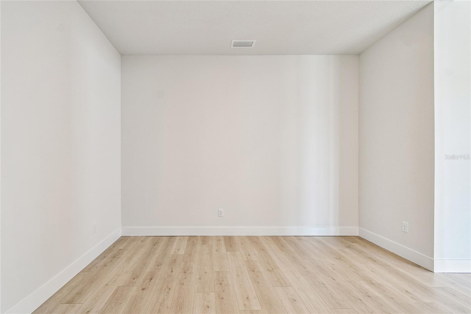 PALMERA AT WELLEN PARK - Residential