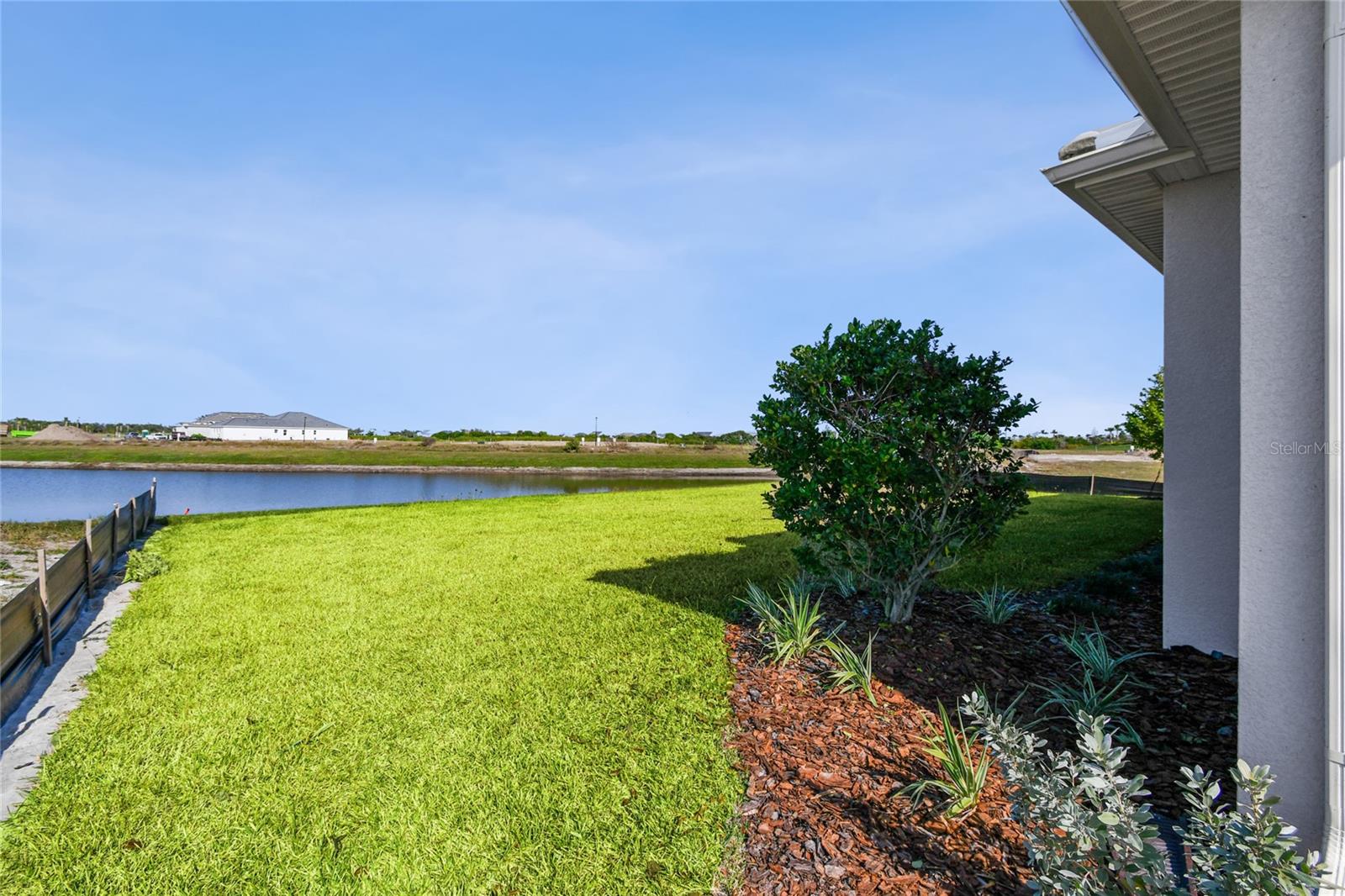 PALMERA AT WELLEN PARK - Residential